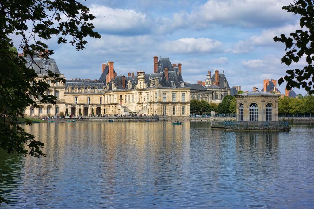Fontainebleau Sweet Home Exterior photo