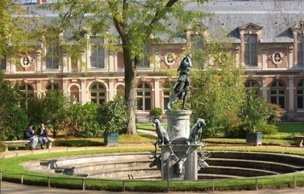 Fontainebleau Sweet Home Exterior photo